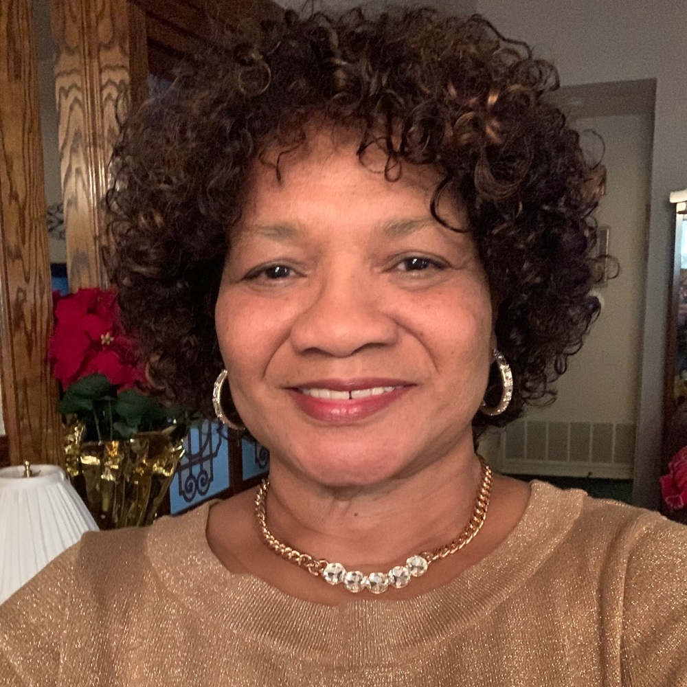 Meet your Posher, Gwendolyn